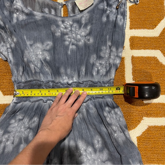 Free People Julia Tie Dye Cold Shoulder Embroidered Shorts Blue Romper XS EUC - Picture 10 of 14